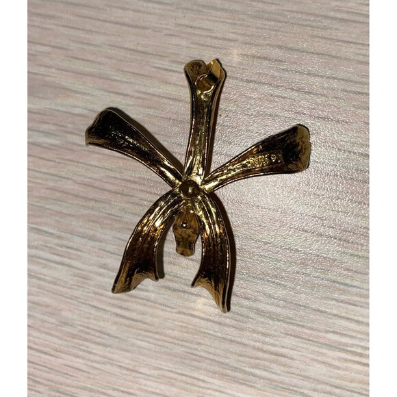 RISIS Gold Plated Orchid Brooch Or Pendant - Picture 3 of 11